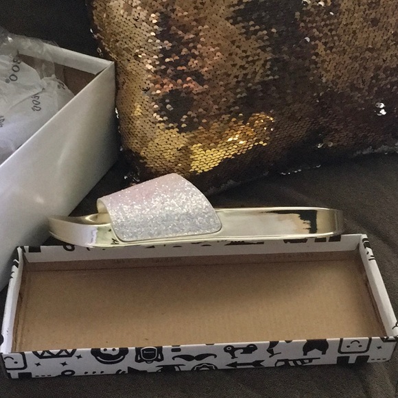 Sizes: 7,10 only updated 9/20/18 - Picture 3 of 3